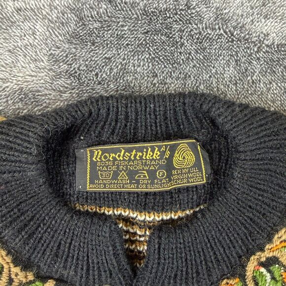 Vtg Nordstrikk Virgin Wool Cardigan Embroidered Made In Norway Women's M/L* - Picture 3 of 11